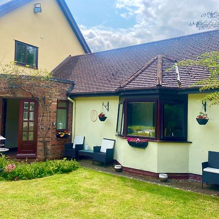 The Cottage On The Common Tenbury Exterior photo